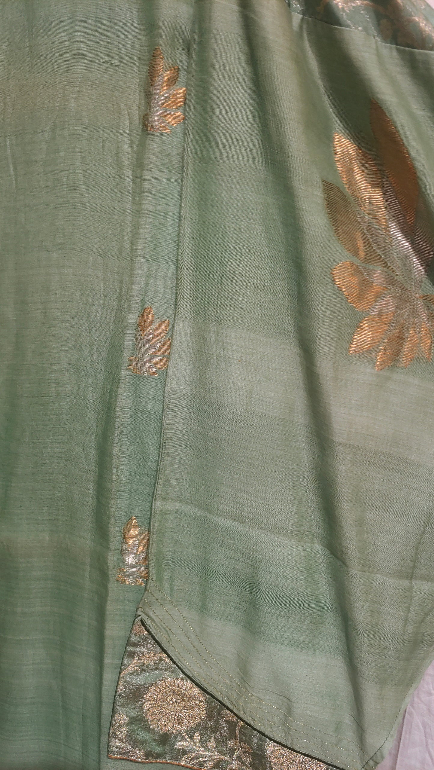 Semi Stitched Chanderi Formal Suitset