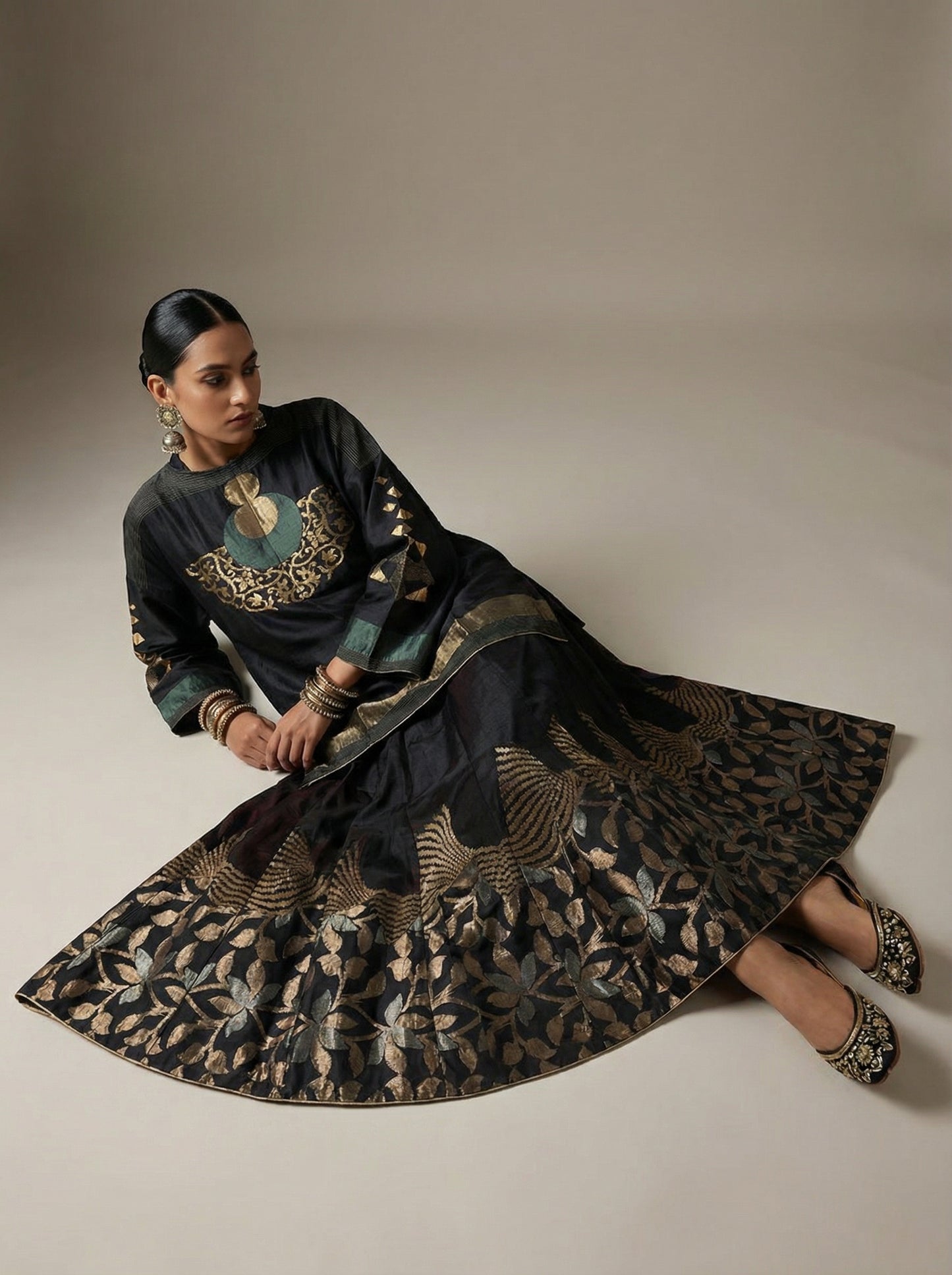 Semi stitched Formal Skirtset